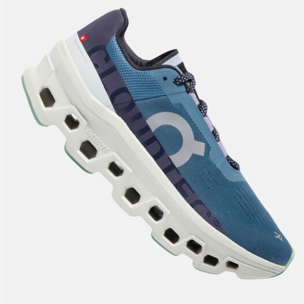 On Running Cloudmonster size 8.5